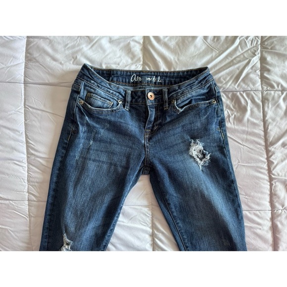 Aeropostale Size 000 Bayla Skinny Crop Jegging blue distressed Jeans, 25" Inseam - Picture 2 of 9